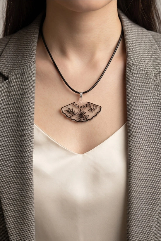 Artistic Bamboo Fan Pendant Necklace