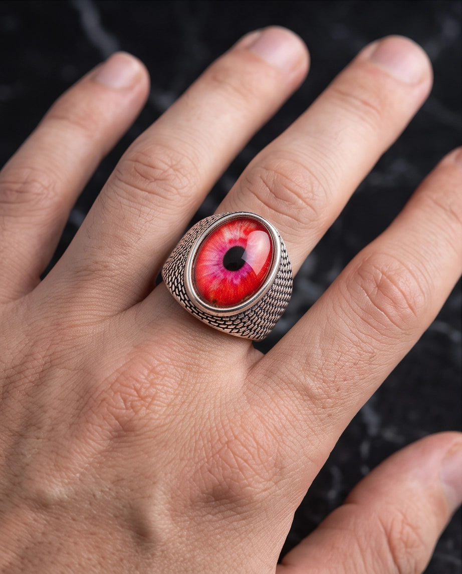 Crimson Evil Eye Cabochon Scale-Band Silver Ring