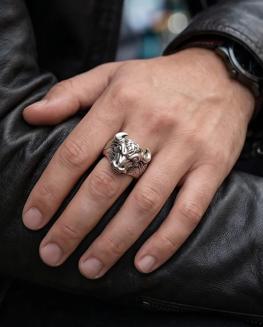 Vintage Oxidized Silver Bull Head Power Statement Ring