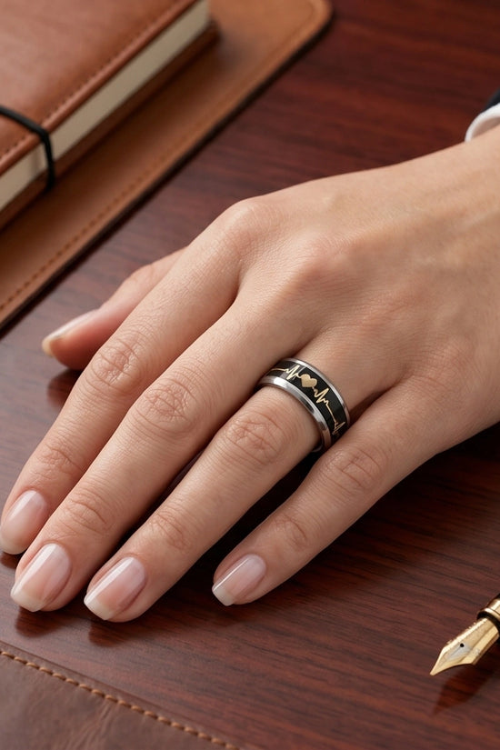 Romantic Gold Heartbeat Band Ring
