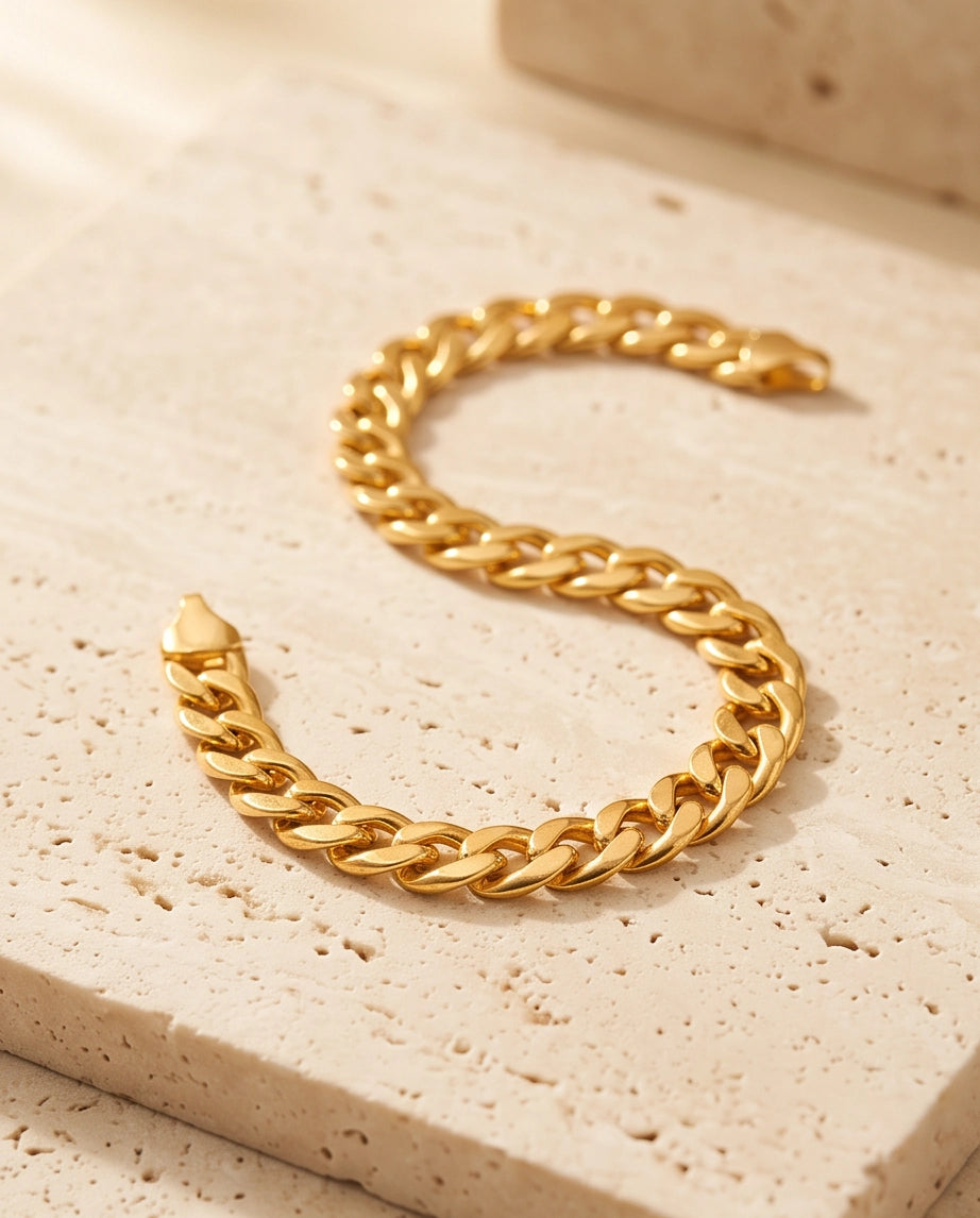 Gold Classic Curb Chain Bracelet