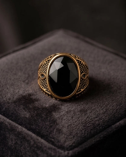 Antique Gold Oval Onyx Engraved Signet Ring