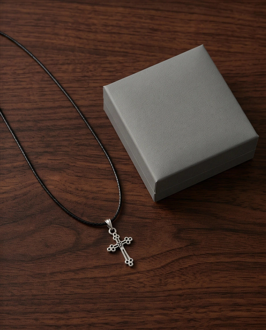 Silver Detailed Decorative Cross Necklace