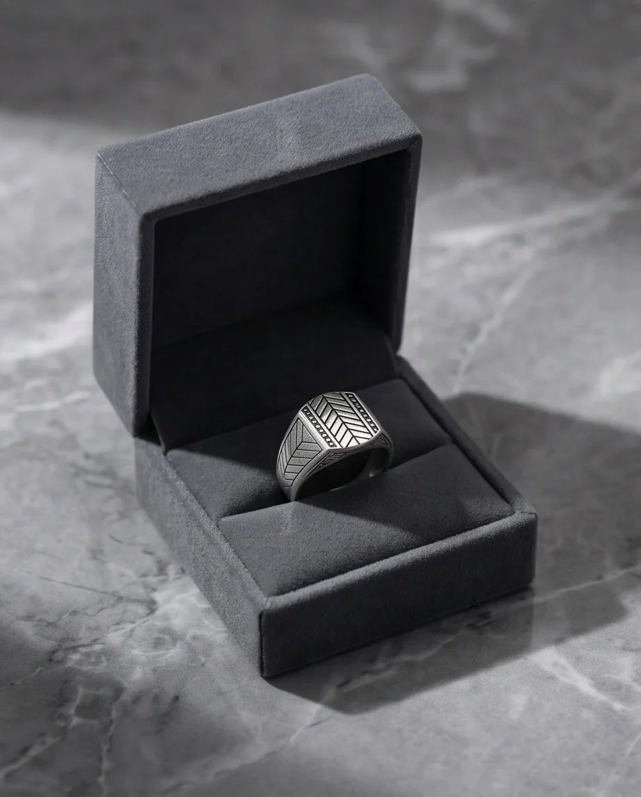 Sterling Silver Chevron Pattern Geometric Signet Ring