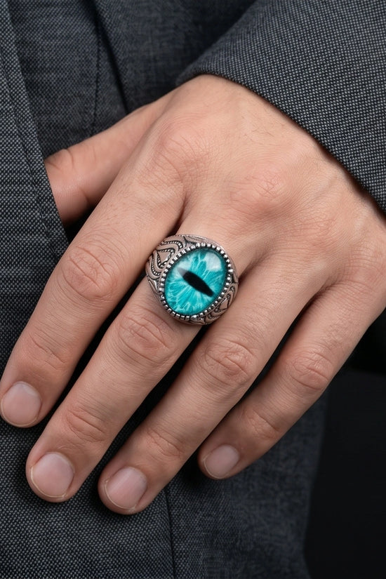 Vintage Sterling Silver Turquoise Dragon's Eye Statement Ring