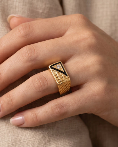 Geometric Split-Face Onyx & Clear Crystal Block Gold Ring