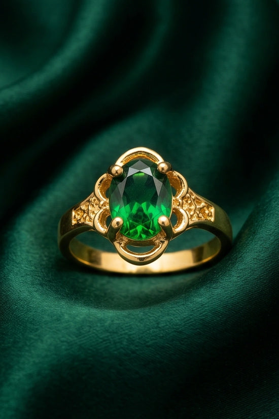 Golden Verdant Emerald Filigree Ring