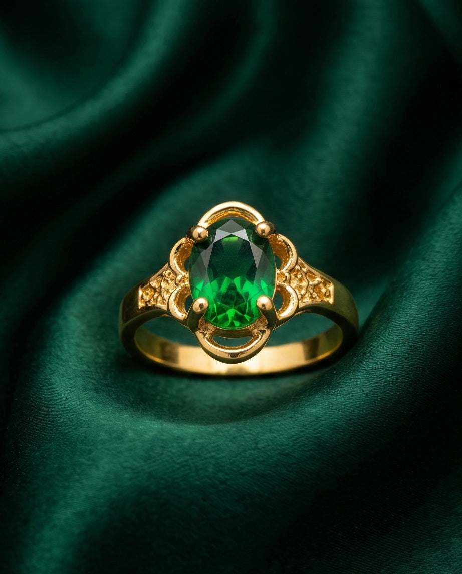 Golden Verdant Emerald Filigree Ring