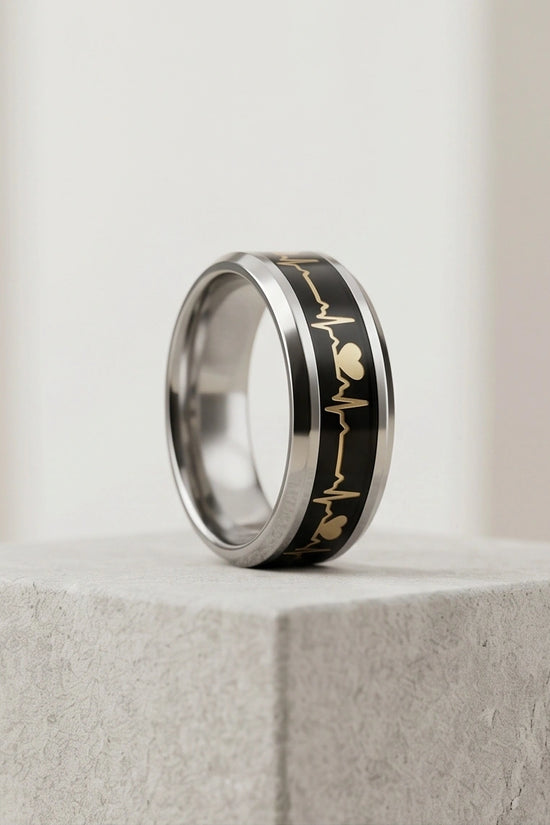 Romantic Gold Heartbeat Band Ring