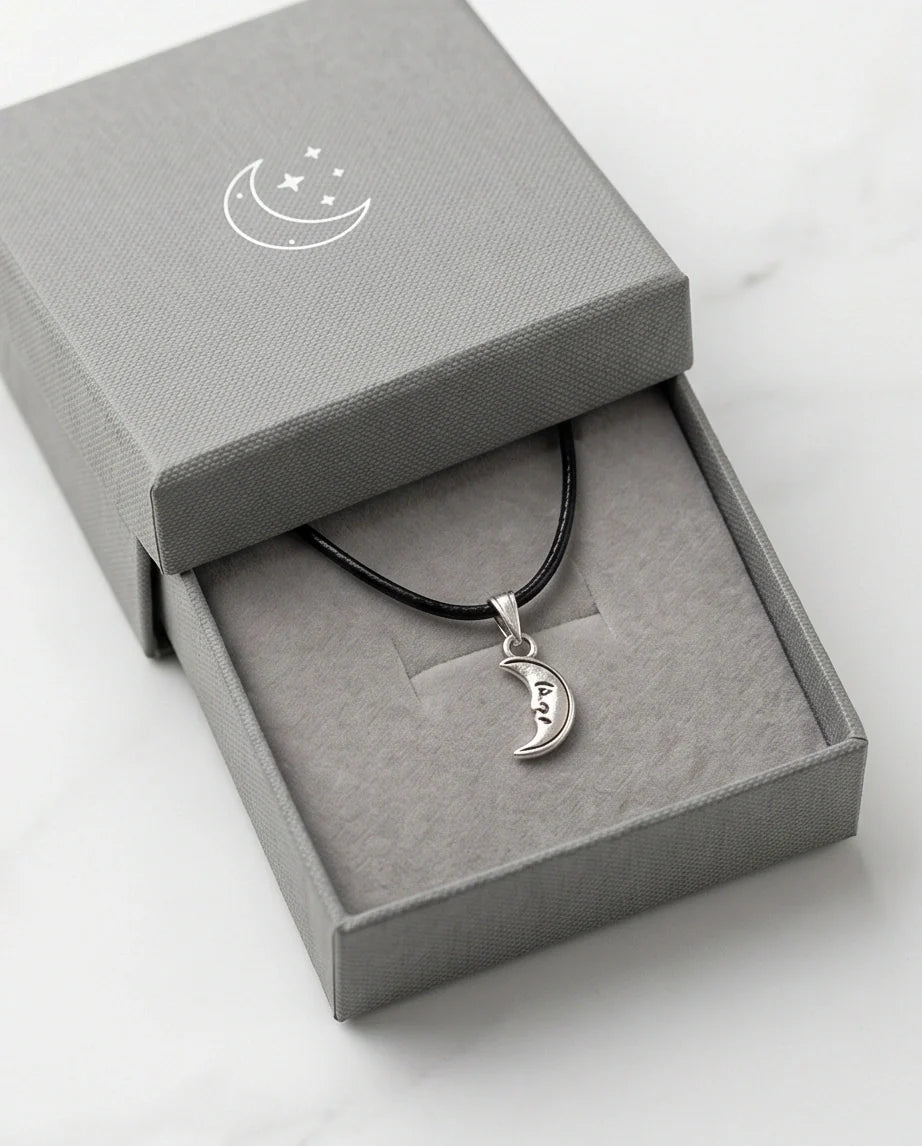 Silver Vintage Crescent Moon Face Necklace