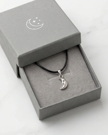 Silver Vintage Crescent Moon Face Necklace