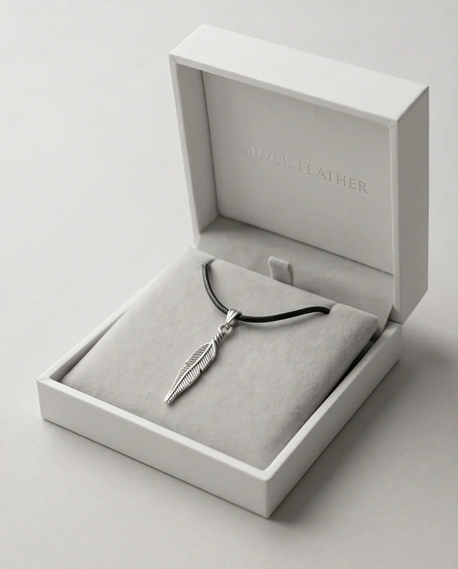 Silver Retro Feather Pendant Necklace
