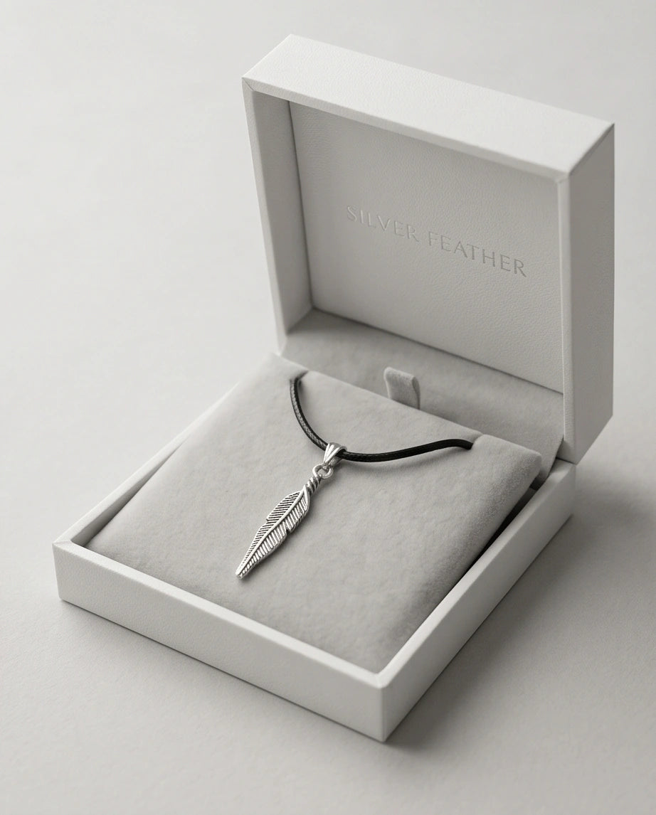 Silver Retro Feather Pendant Necklace
