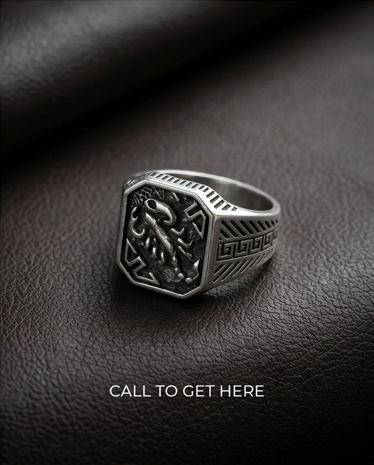 Vintage Sterling Silver Gothic Scorpion Signet Ring