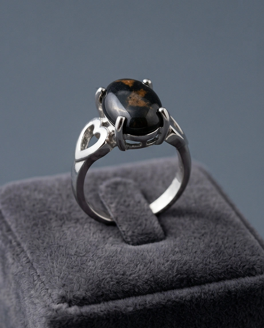 Mystic Meridian Onyx Heart Ring