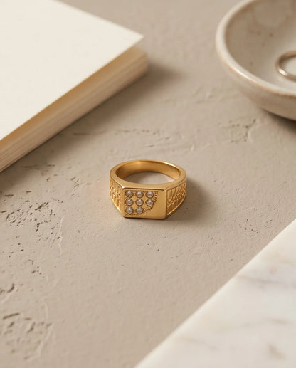 Pavé Crystal Cluster Inlay Brick-Link Band Gold Ring