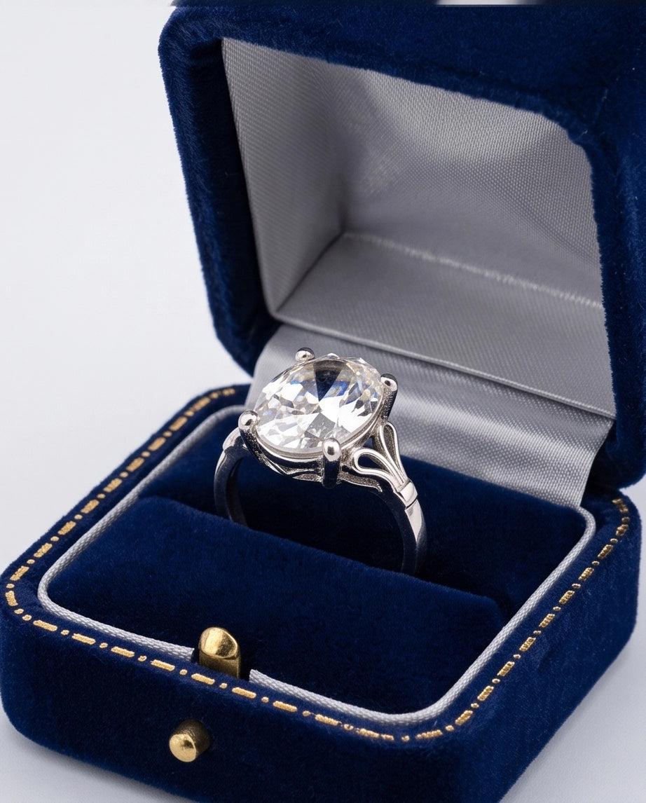 Silver Oval Clear Quartz Vintage Solitaire Ring