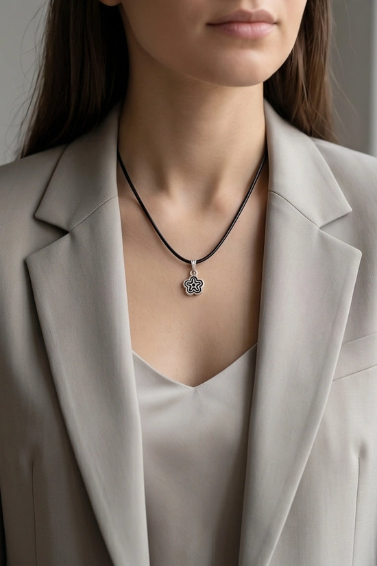 Silver Retro Concentric Blossom Necklace