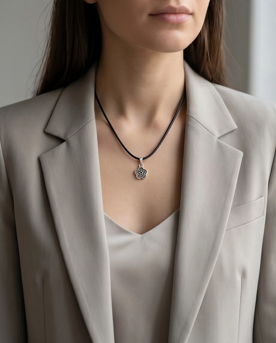 Silver Retro Concentric Blossom Necklace