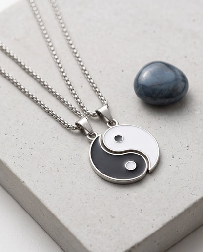 Silver Yin Yang Couple Enamel Pendant Necklace Set