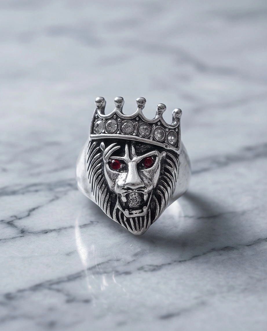Ruby-Eyed Crowned Lion King Ring