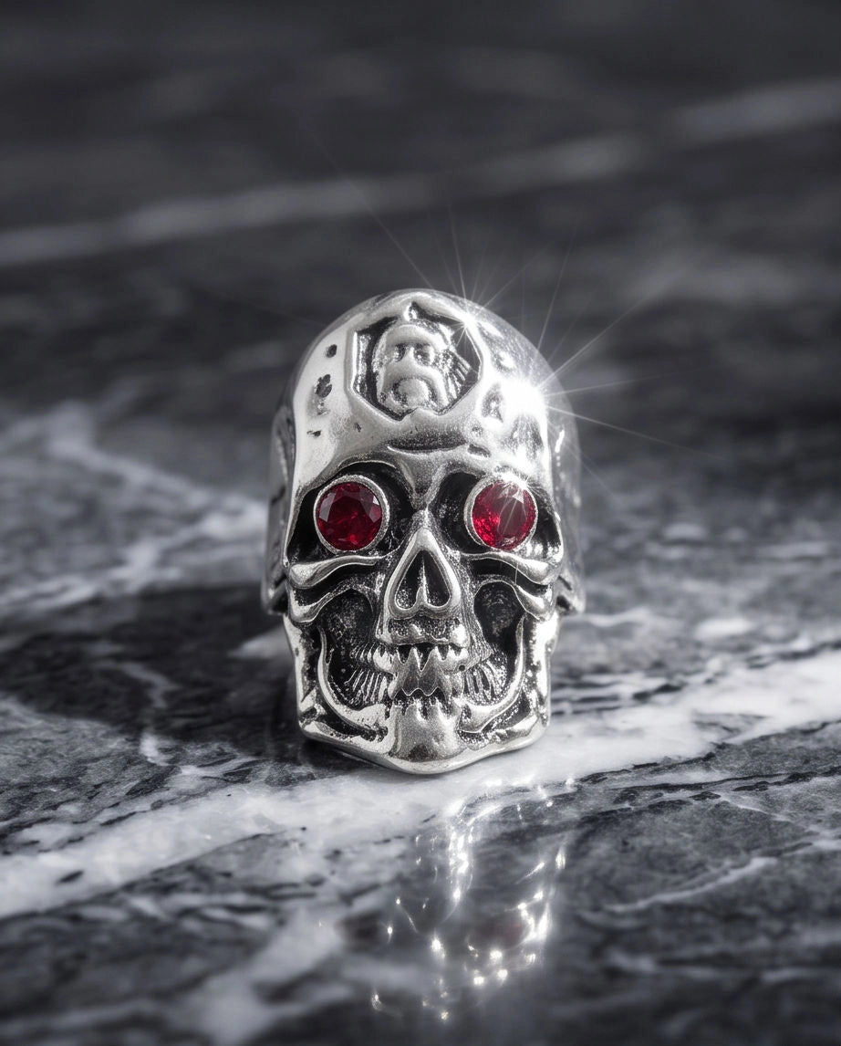 Crimson-Eyed Sculpted Skull Crest Ring