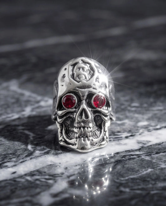 Crimson-Eyed Sculpted Skull Crest Ring