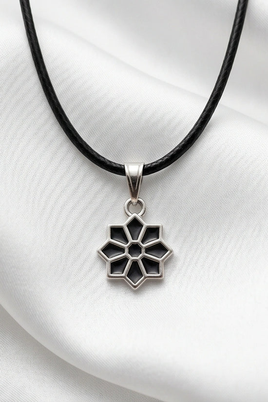 Silver Geometric Eight-Point Star Necklace