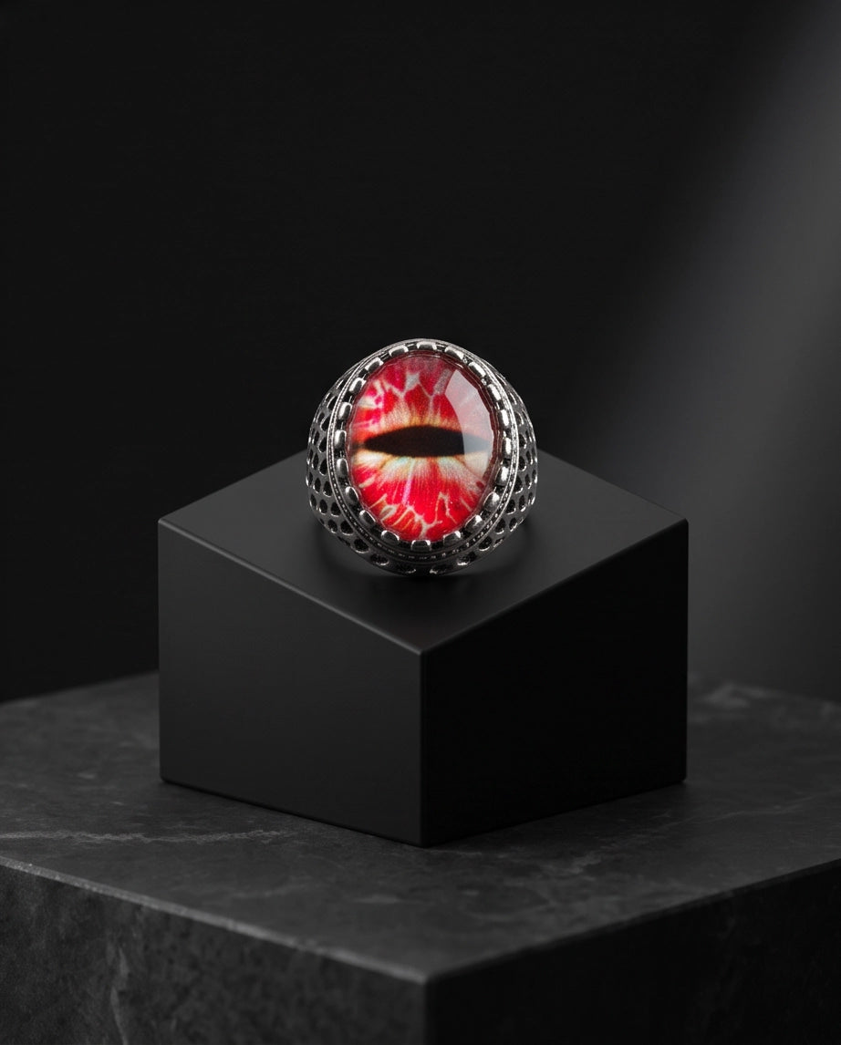Crimson Lattice Slit-Pupil Silver Ring
