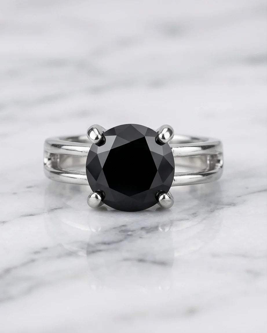 Sterling Silver Round-Cut Split Shank Black Onyx Ring