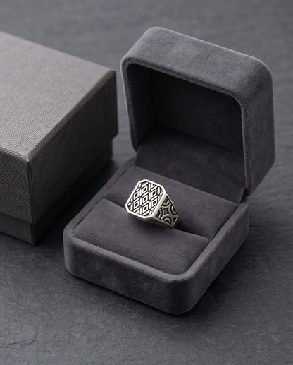 Vintage Sterling Silver Geometric Diamond Lattice Signet Ring
