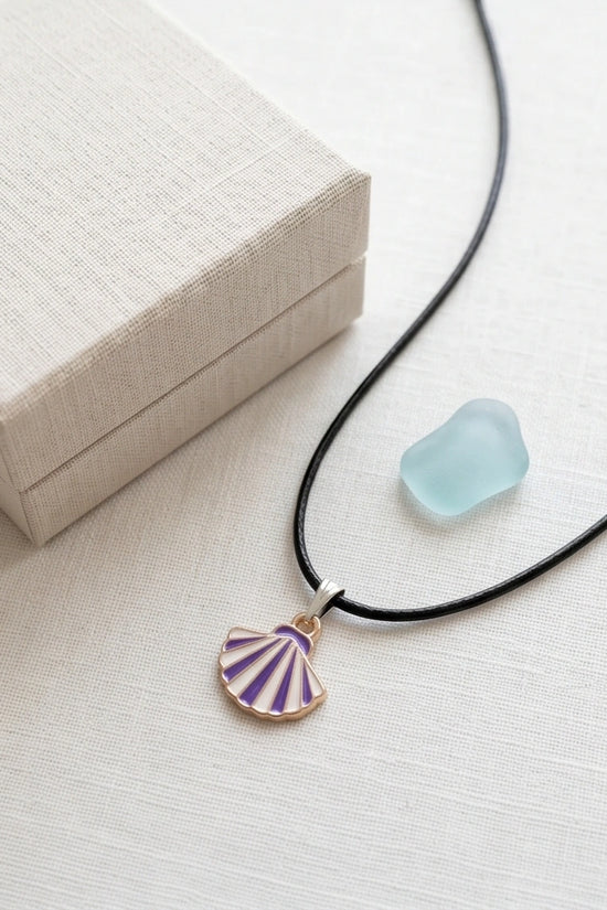 Striped Purple and White Seashell Enamel Pendant Necklace