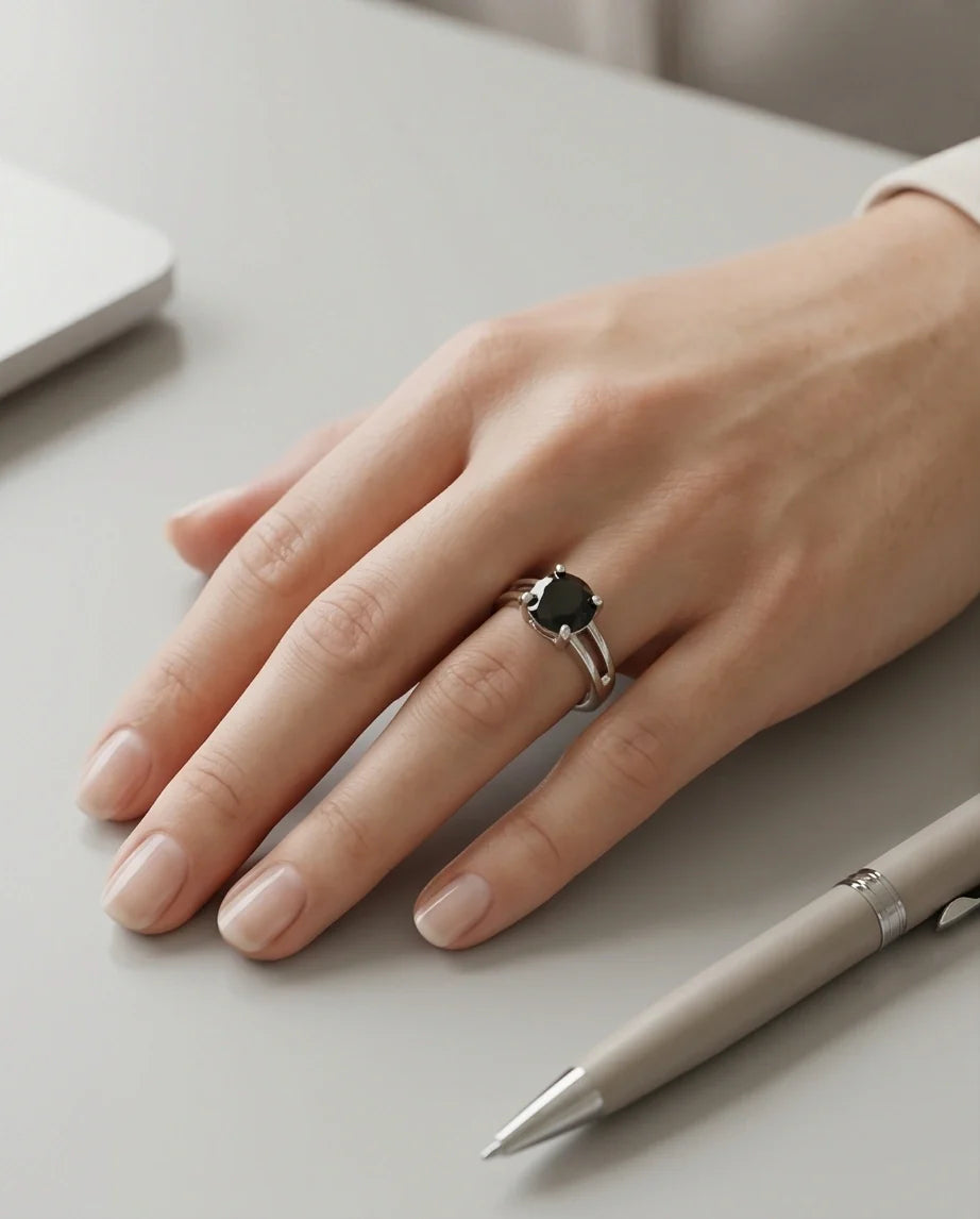 Sterling Silver Round-Cut Split Shank Black Onyx Ring