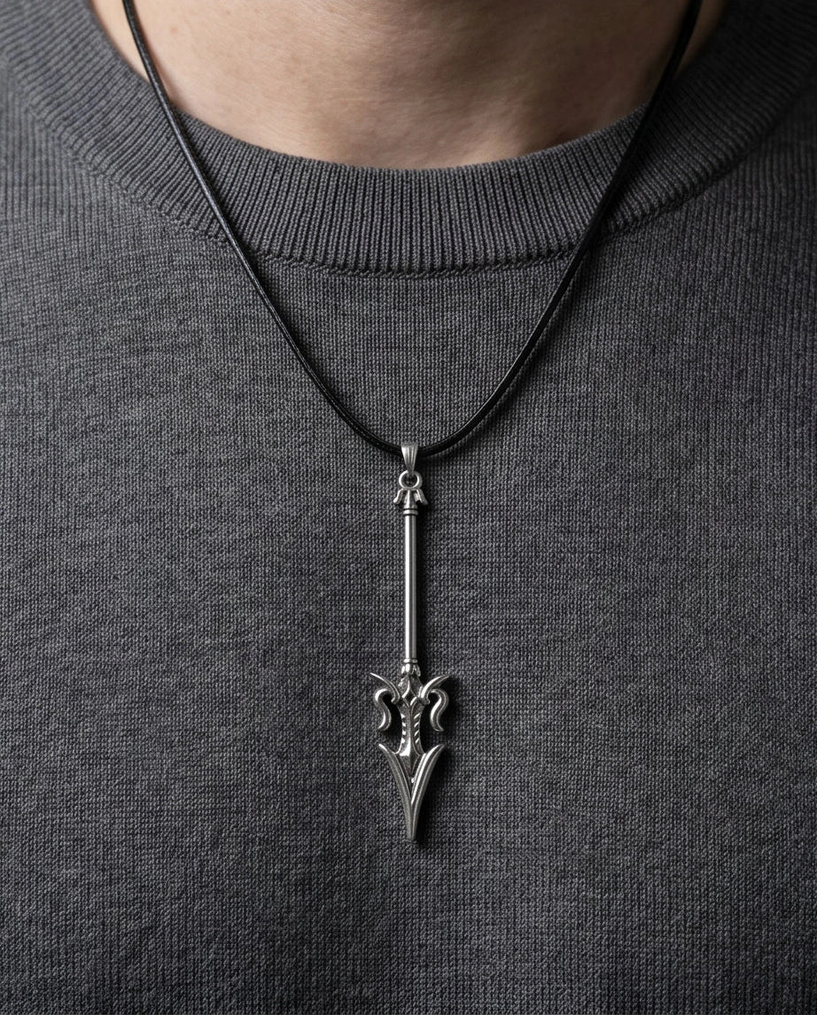 Spearhead Arrow Pendant Necklace