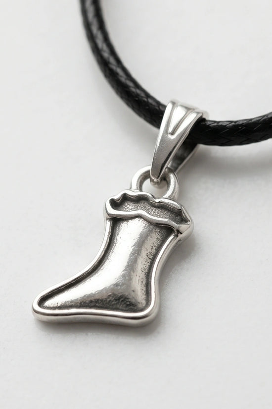 Silver Retro Stocking Pendant Necklace