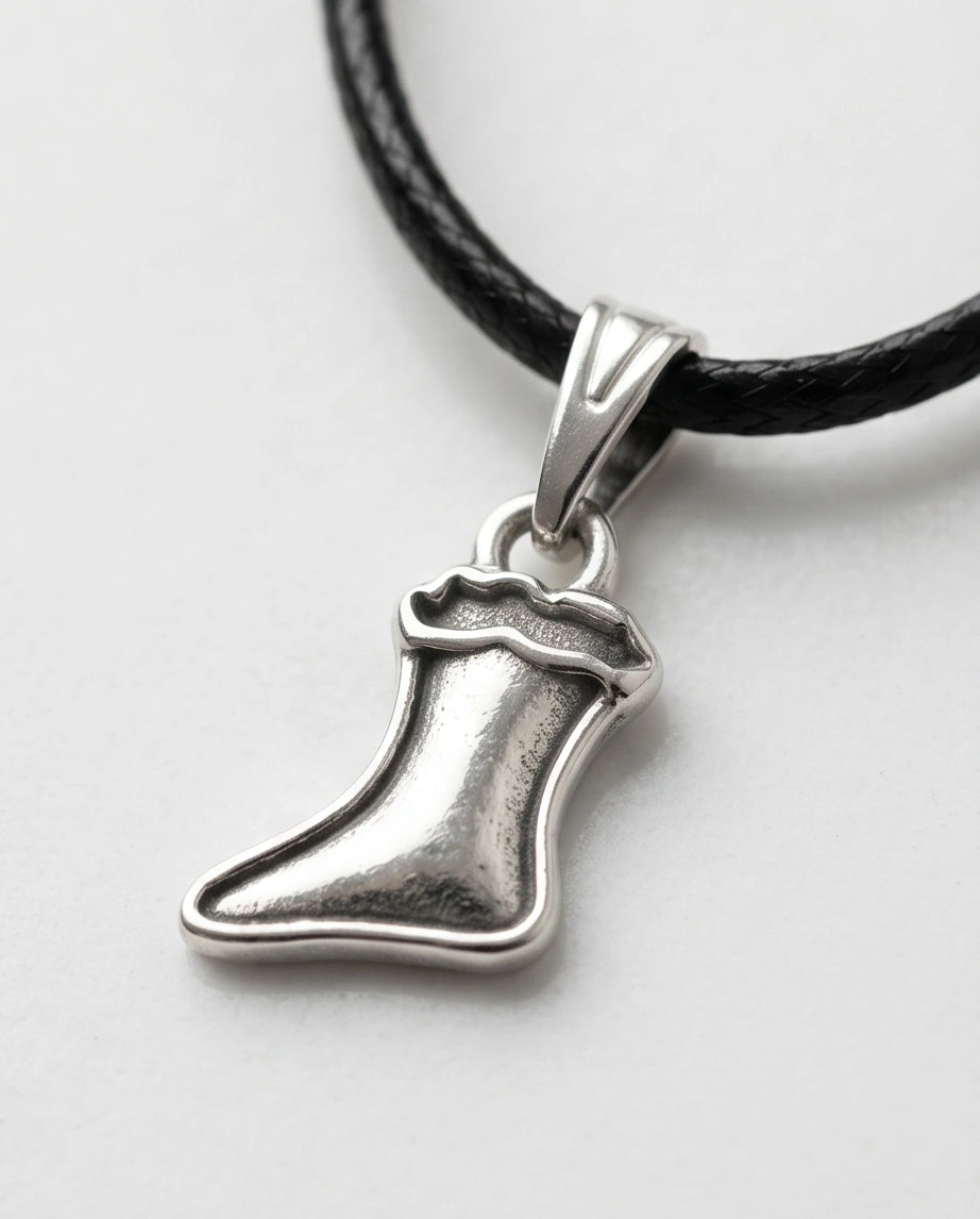 Silver Retro Stocking Pendant Necklace