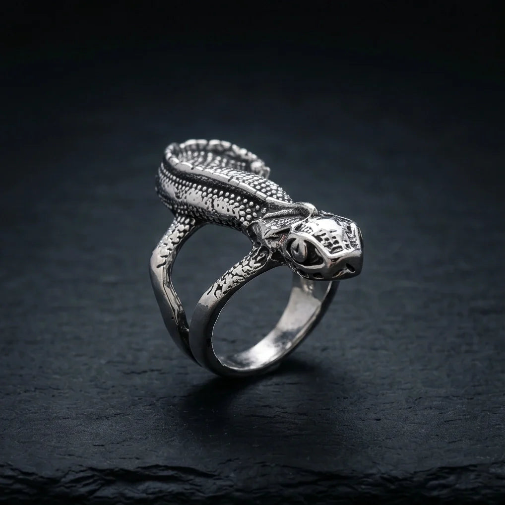 Vintage Silver Oxidized Chameleon Lizard Statement Ring