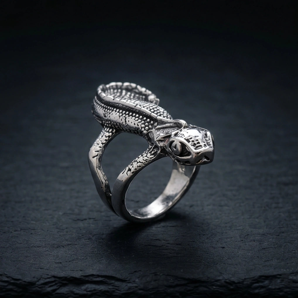 Vintage Silver Oxidized Chameleon Lizard Statement Ring