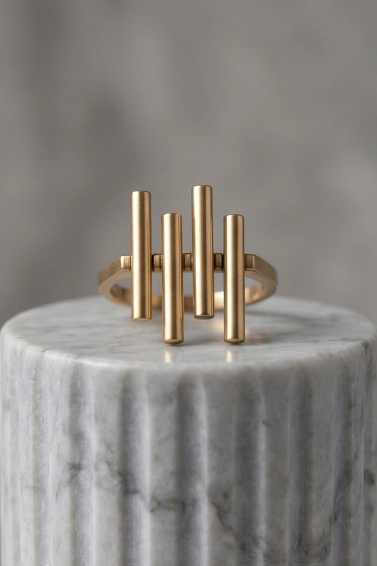Golden Minimalist Pillar Ring