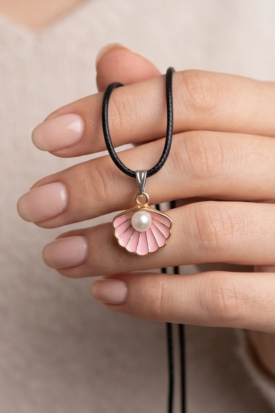 Pink Seashell Enamel Pendant Necklace with Faux Pearl