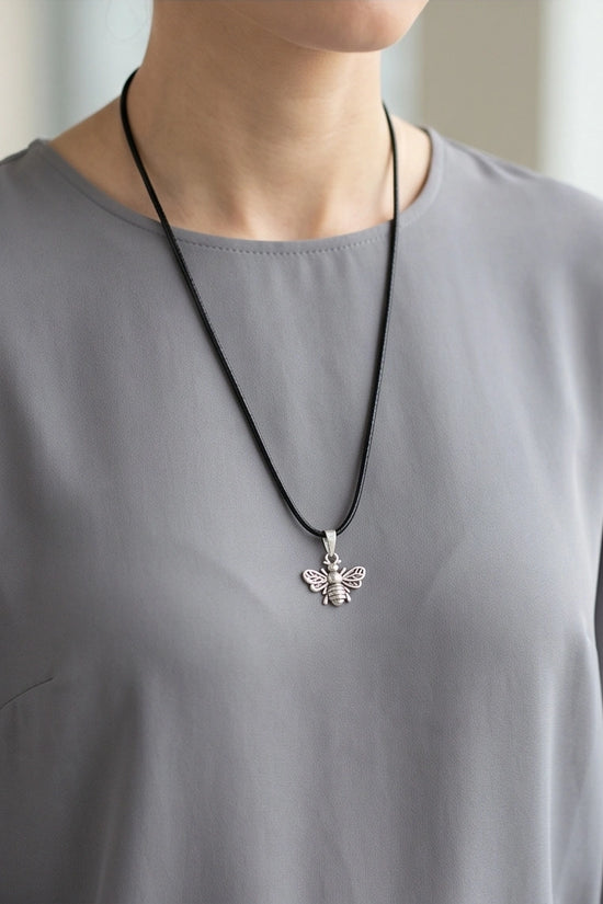Silver Dainty Honeybee Pendant Necklace