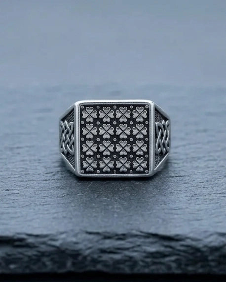 Vintage Sterling Silver Celtic Clover Signet Ring