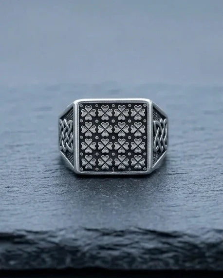 Vintage Sterling Silver Celtic Clover Signet Ring