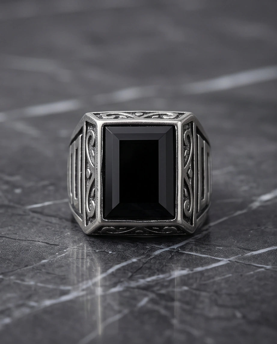 Imperial Onyx Horizon Signet Ring