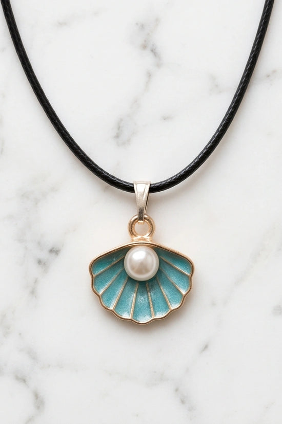 Gold and Turquoise Seashell Pearl Necklace