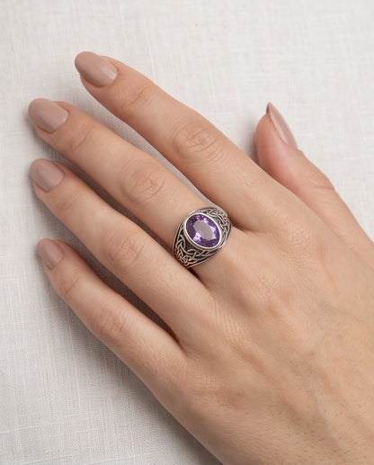 Amethyst Purple Oval-Cut Gemstone Celtic Knot Silver Ring