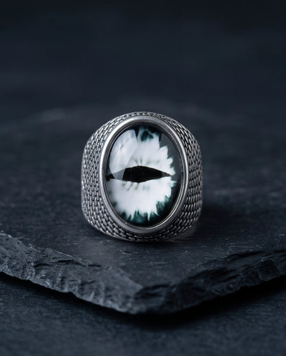 Slit-Pupil Obsidian Dragon-Eye Cabochon Scale-Band Silver Ring