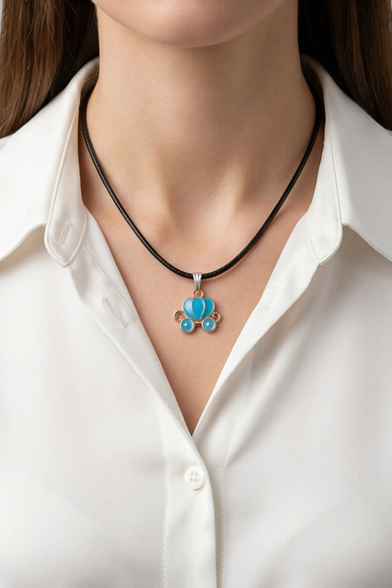 Gold and Turquoise Royal Carriage Necklace