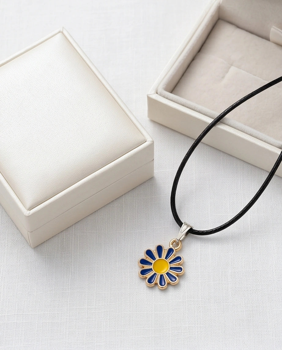 Midnight Blue Daisy Pendant