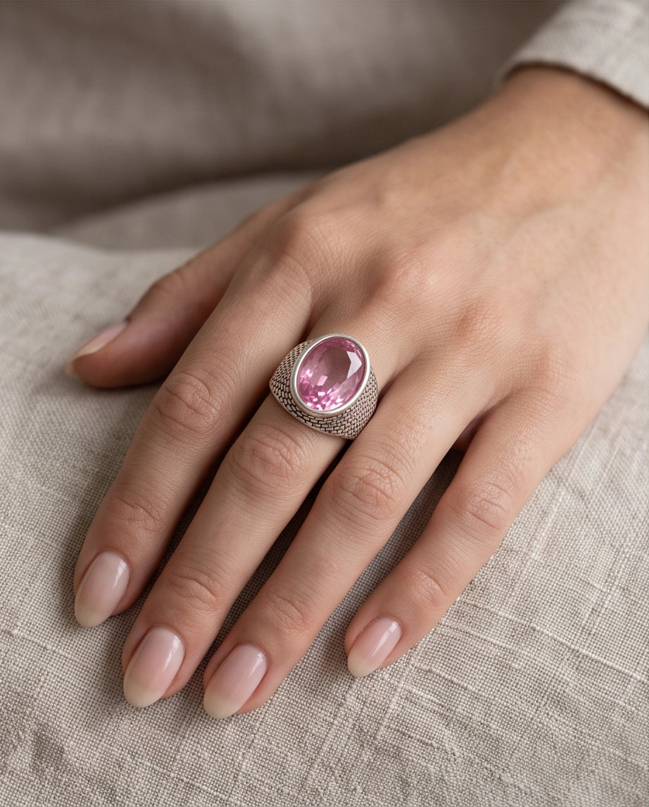 Rose Pink Oval-Cut Gemsonde Brick-Link Silver Ring